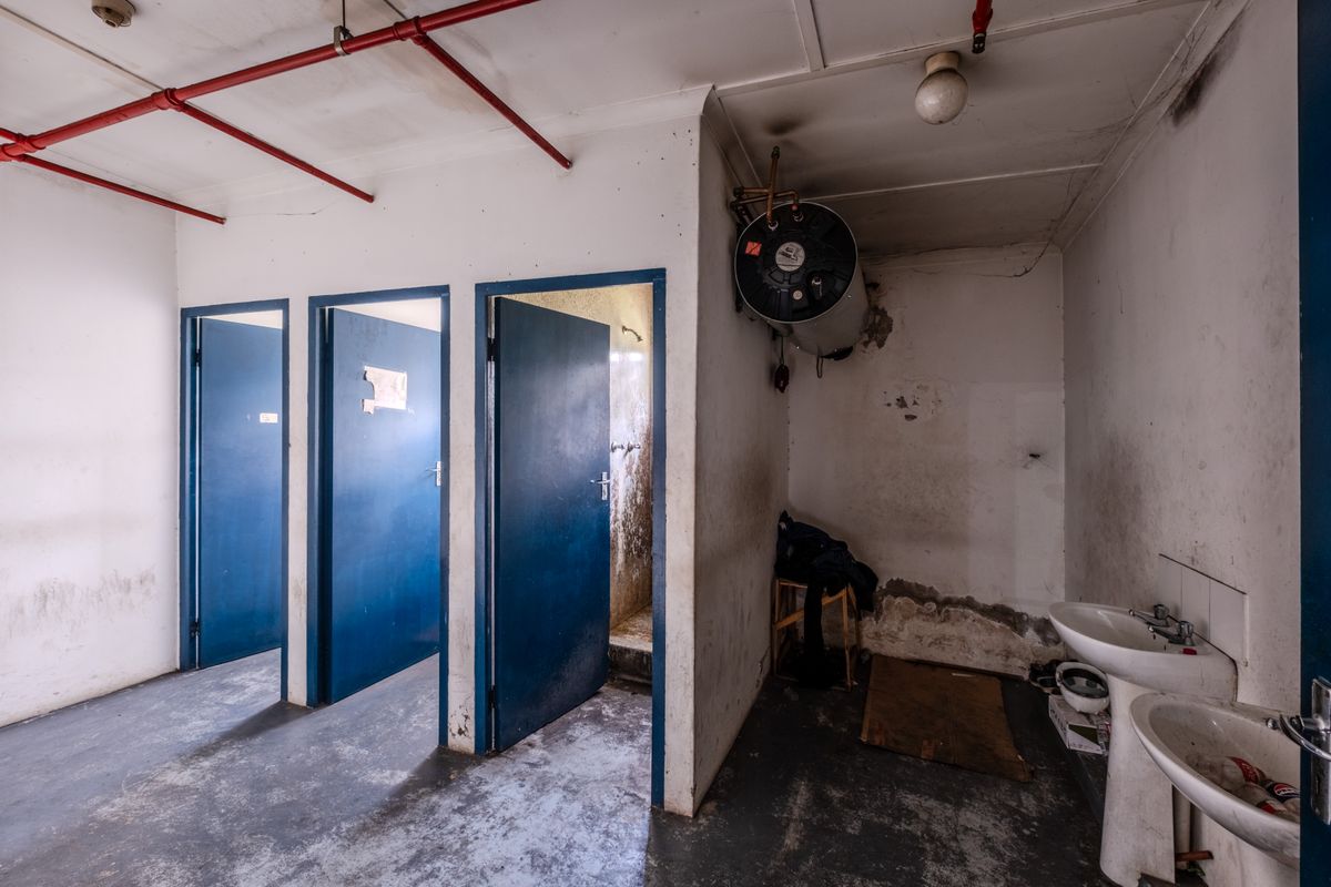 Free-Standing Warehouse To Let in Mahogany Road, Pinetown - Photo 3