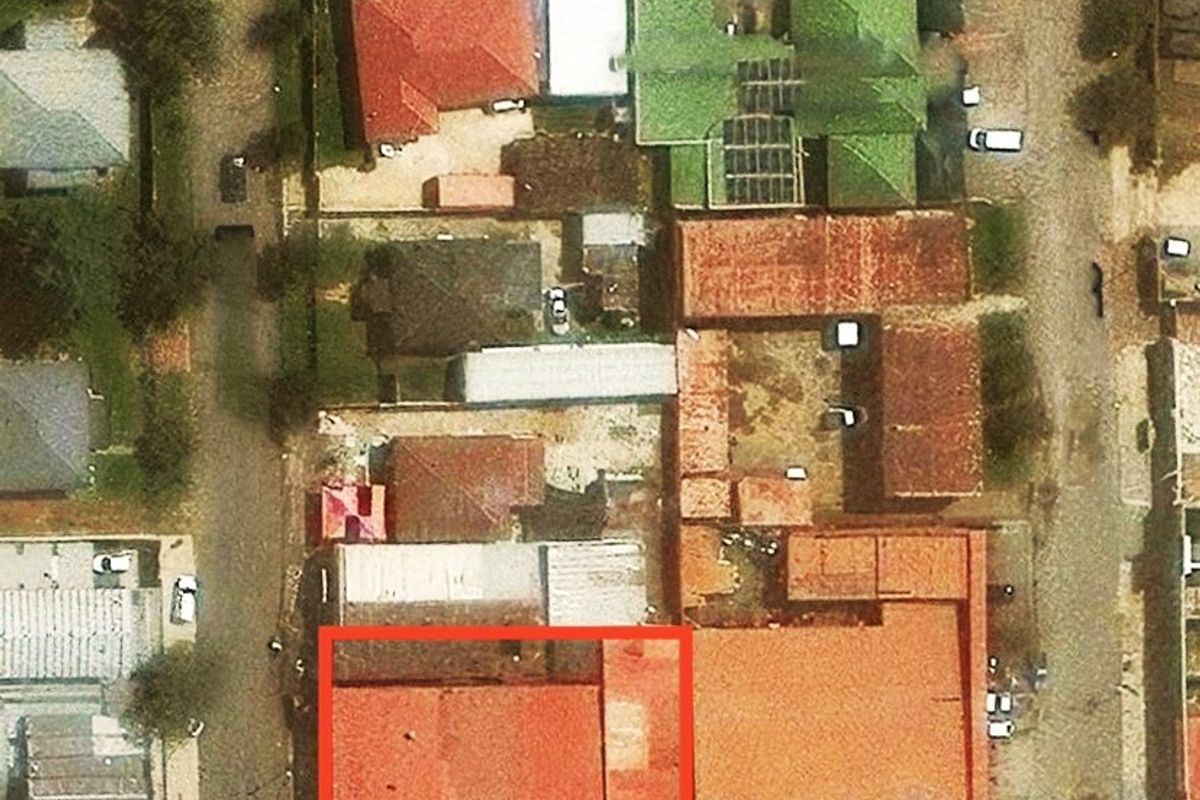 Commercial property with mixed use business right. - Photo 4