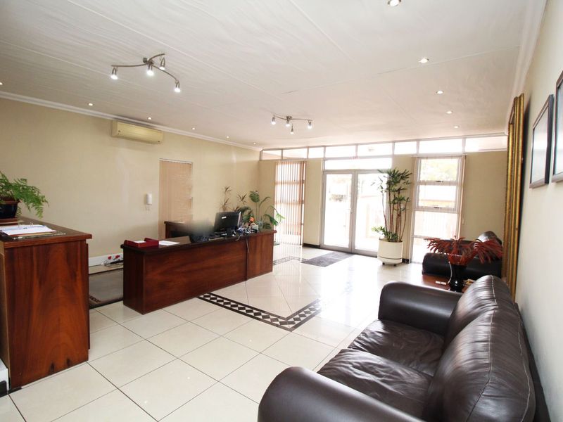 Well maintained office complex for sale in Vredenburg - Photo 7