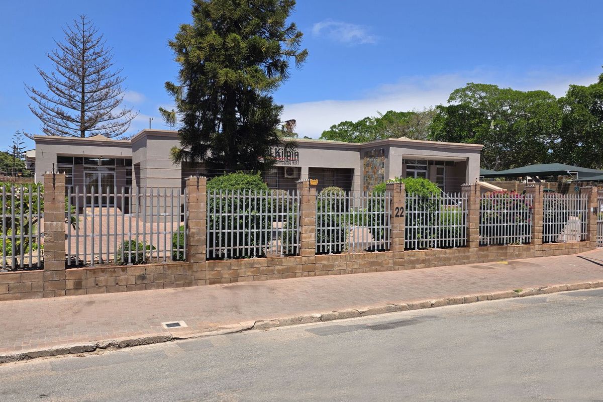 Well maintained office complex for sale in Vredenburg - Photo 3
