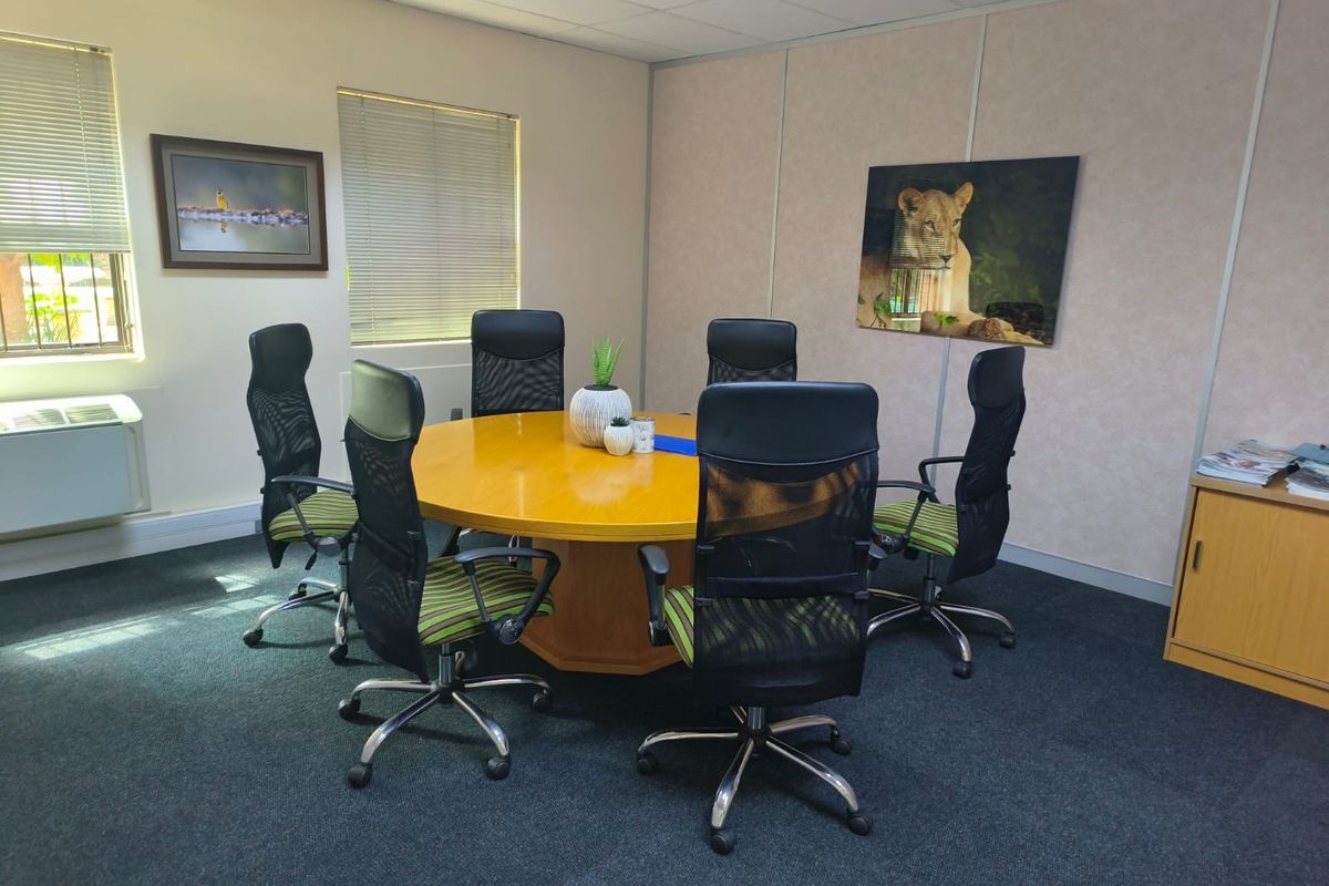 Versatile, Secure 700m2 Office To Let in Stanford Office Park, Highveld, Centurion - Photo 4