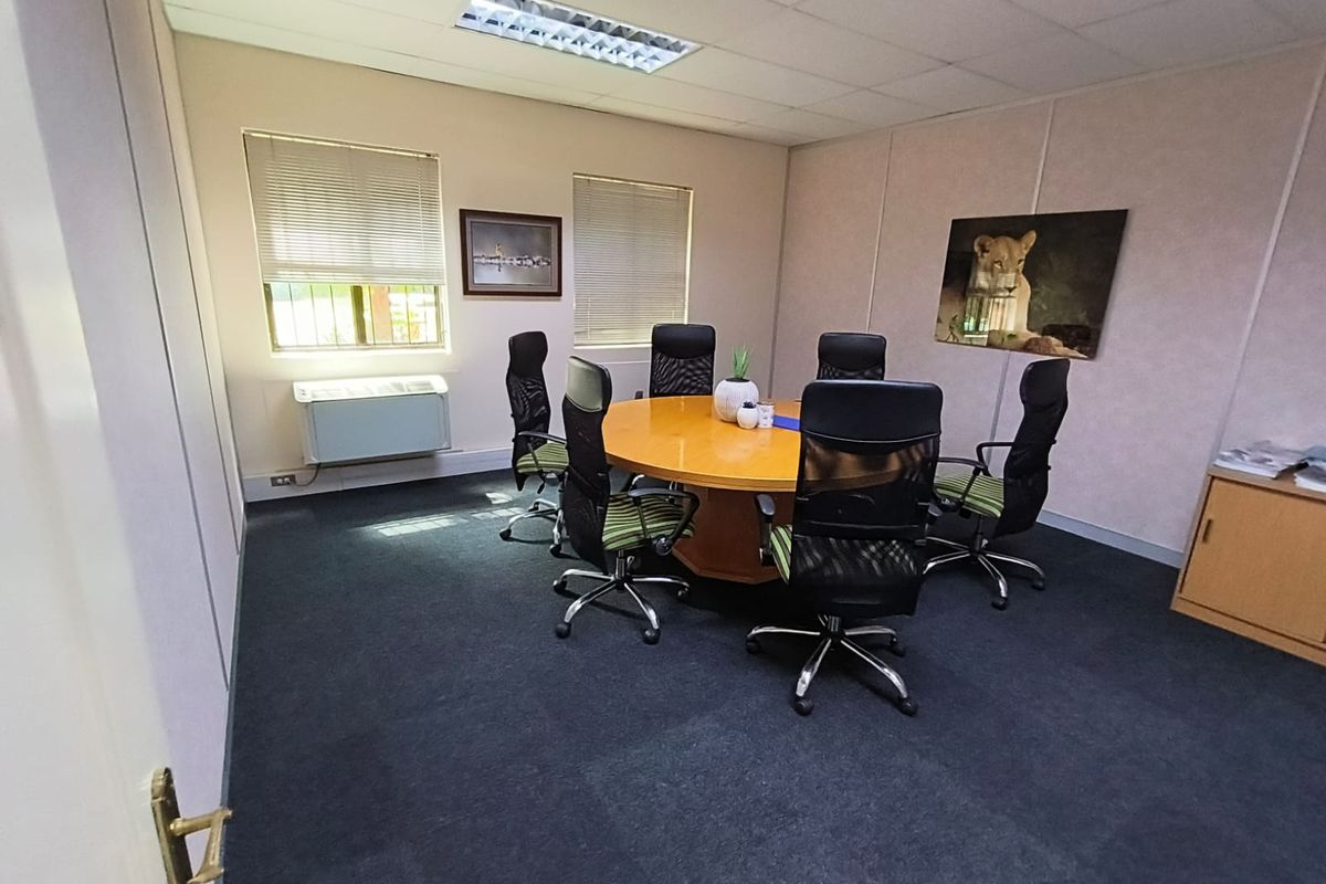 Compact 150m2 Office To Let in Princeton Office Park, Prime Location in Highveld, Centurion - Photo 2