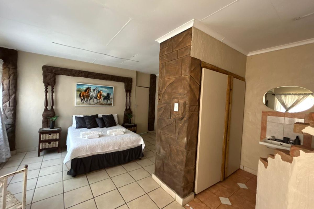 A Wedding Destination Waiting for Its Next Custodian - Photo 3