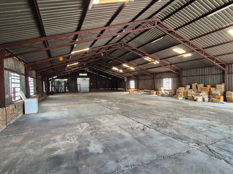 High-Exposure 600m2 Industrial Warehouse To Let in Waltloo, Secure, Functional & Logistics-Ready - Photo 4