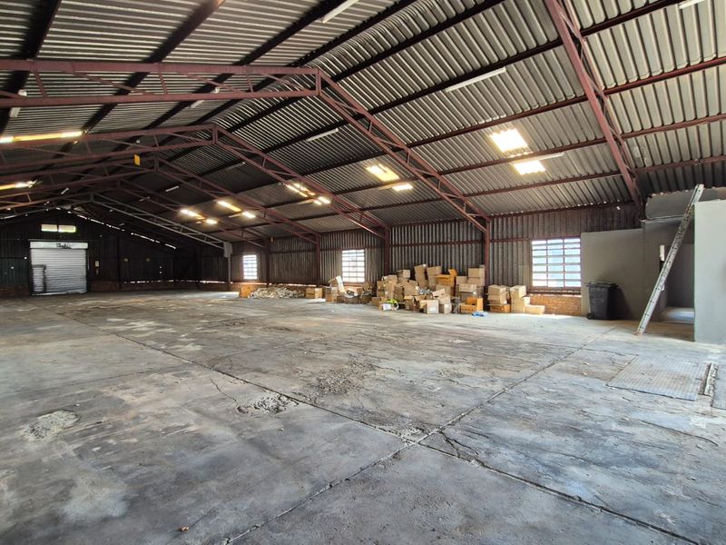 High-Exposure 600m2 Industrial Warehouse To Let in Waltloo, Secure, Functional & Logistics-Ready - Photo 5