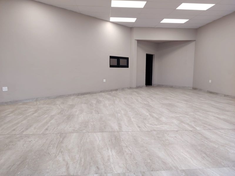 Prime 100 sqm Commercial Space to Let in Hilton - Photo 6