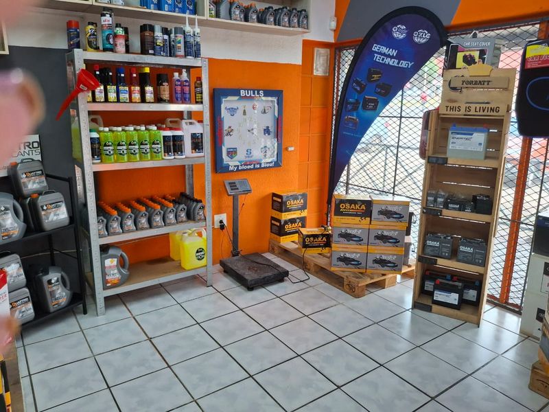 Prime Commercial Shop For Sale - Photo 4