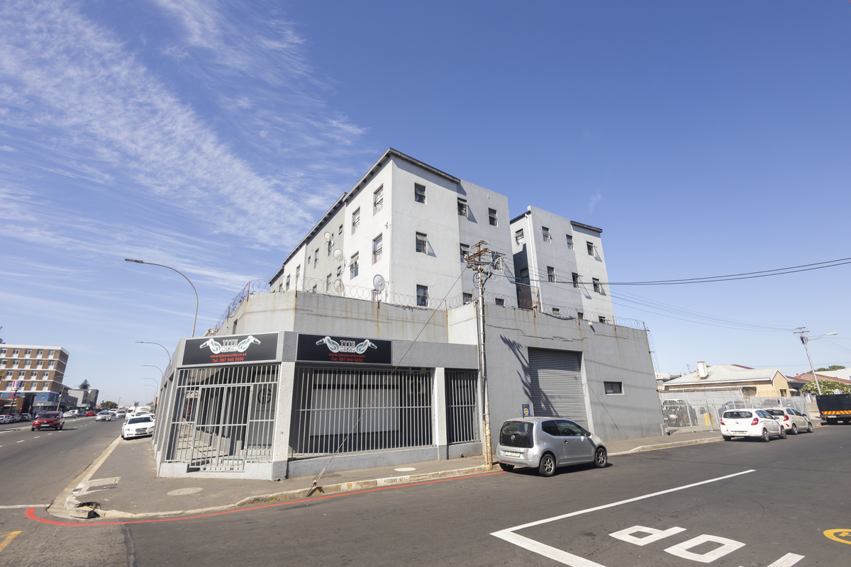 Spacious 561m2 office for sale in Townsend Estate, Goodwood—ideal for your business growth! - Photo 2