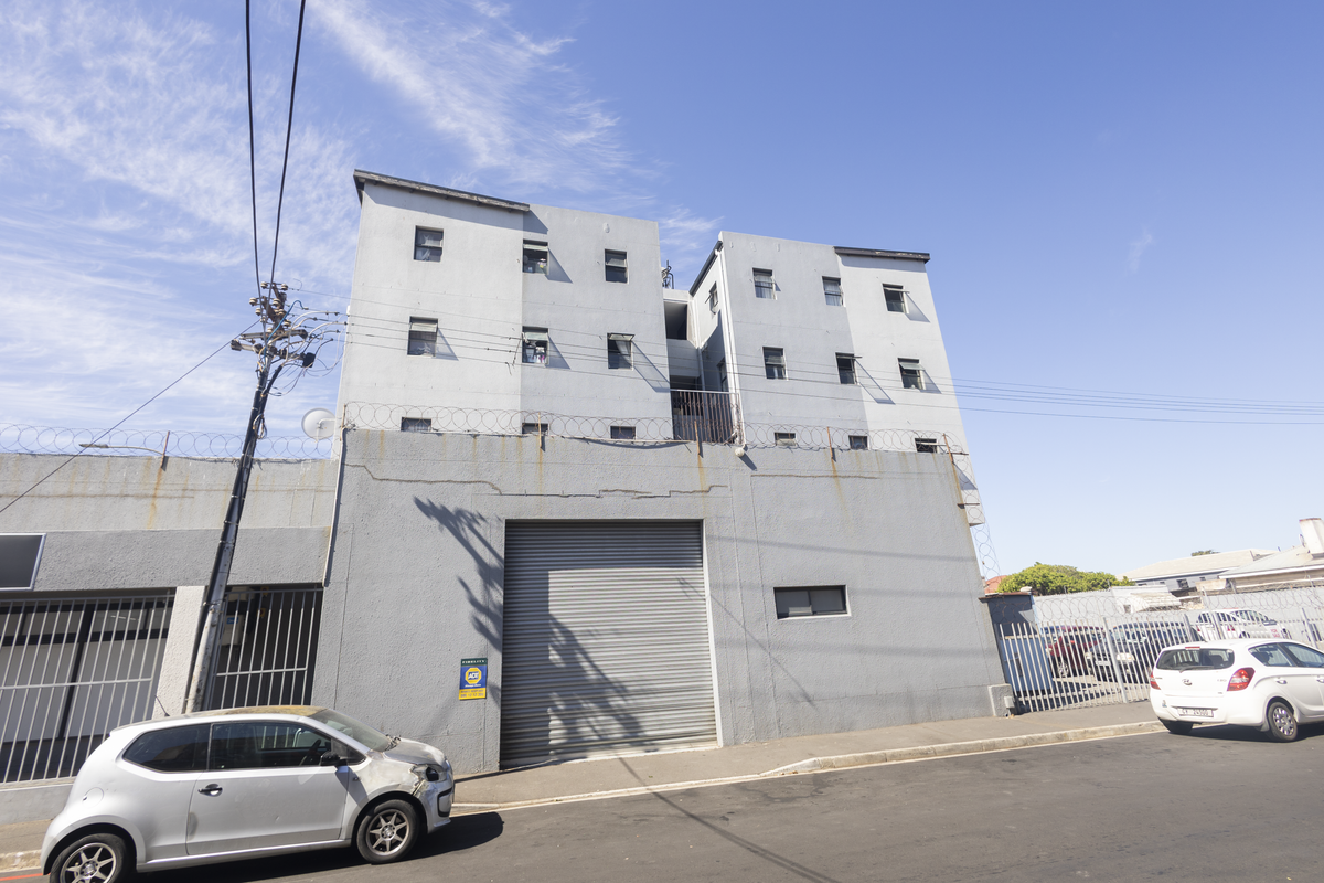 Spacious 561m2 office for sale in Townsend Estate, Goodwood—ideal for your business growth! - Photo 3