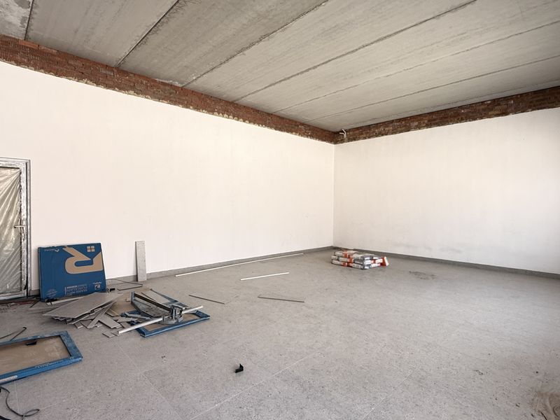 Brand-New High-Clearance  1057m2 Warehouse in Prime Samrand Logistics Hub - Photo 5