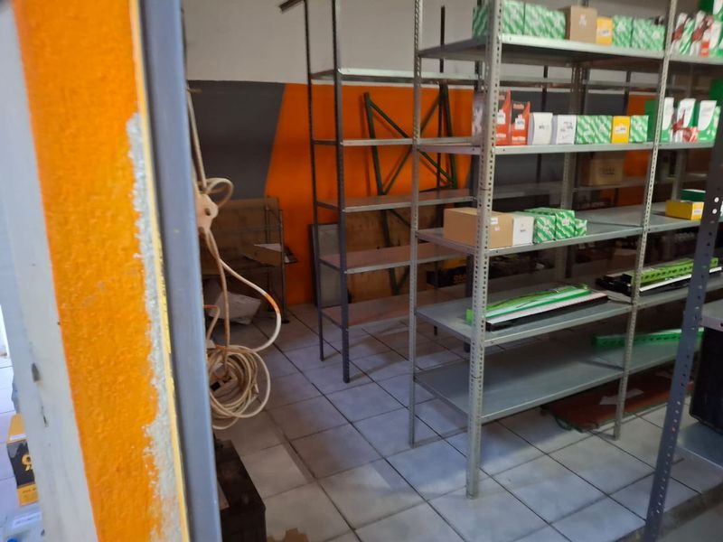 Prime Commercial Shop For Sale - Photo 8