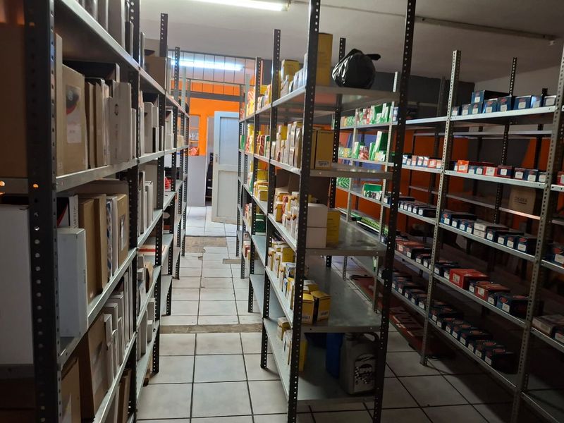 Prime Commercial Shop For Sale - Photo 7