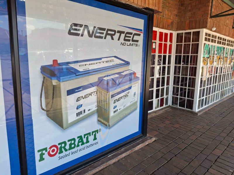 Prime Commercial Shop For Sale - Photo 2