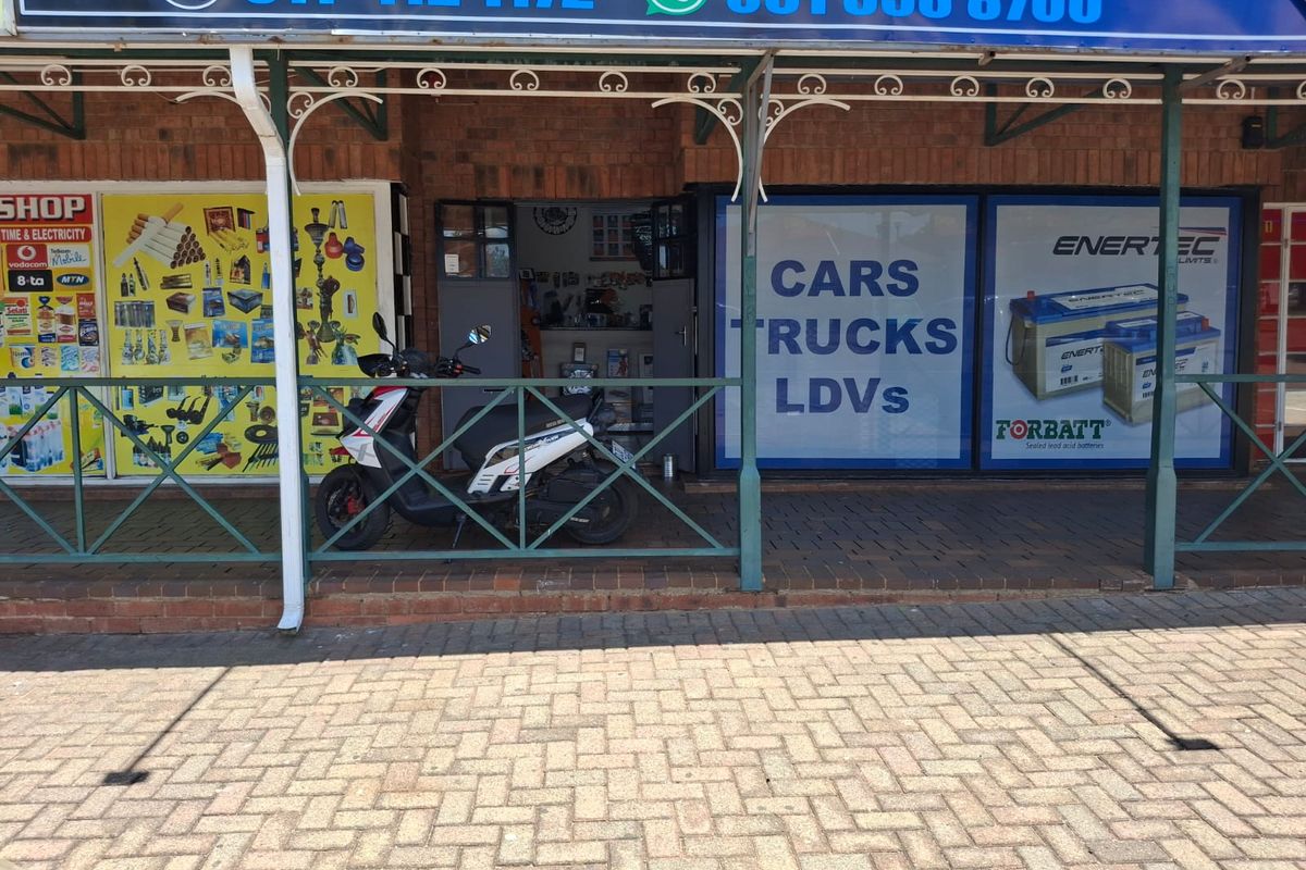 Prime Commercial Shop For Sale - Photo 5