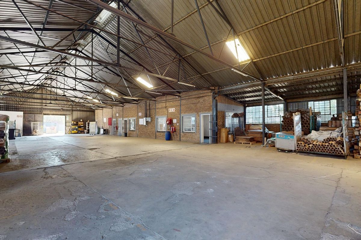 Spacious 7452m2 workshop for sale in Boksburg East—ideal for your business expansion or investment! - Photo 5