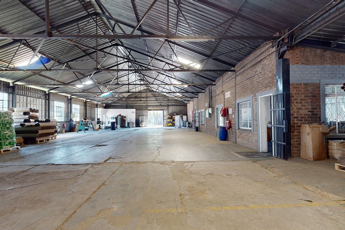 Spacious 7452m2 workshop for sale in Boksburg East—ideal for your business expansion or investment! - Photo 4