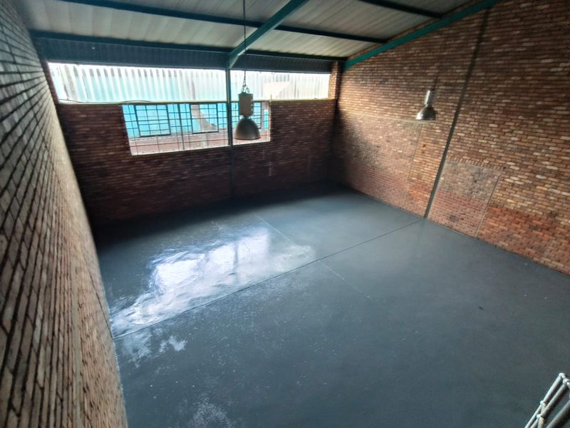 Compact 174m2 Warehouse To Let in Hennopspark, Secure and Immediate Occupation - Photo 8