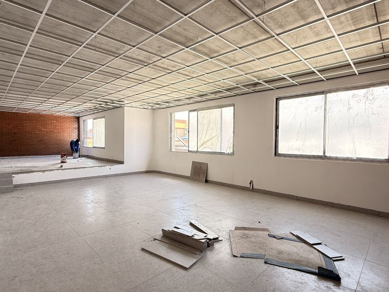 Modern 1,057m2 Warehouse To Let , Secure Samrand Business Park with N1 Access - Photo 7