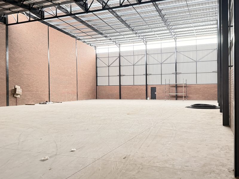 Modern 1,057m2 Warehouse To Let , Secure Samrand Business Park with N1 Access - Photo 10