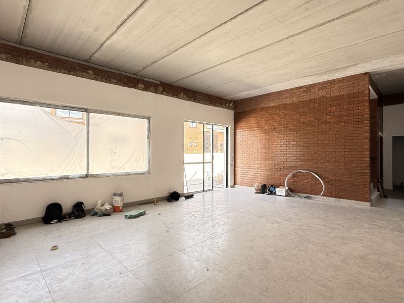 Modern 1,057m2 Warehouse To Let , Secure Samrand Business Park with N1 Access - Photo 4