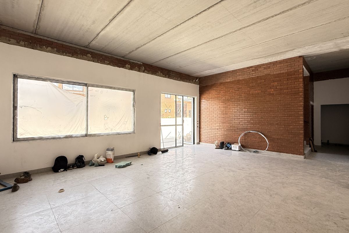 Modern 1,057m2 Warehouse To Let , Secure Samrand Business Park with N1 Access - Photo 4