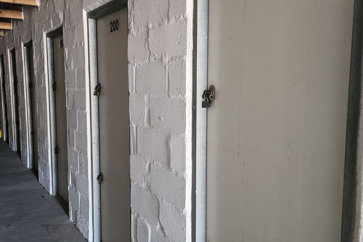 28x Storage Units - Photo 3