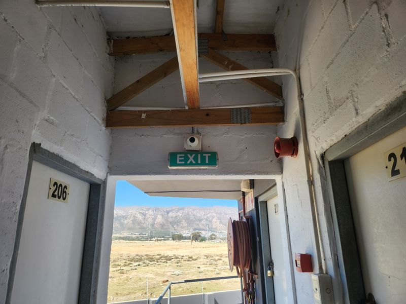 28x Storage Units - Photo 4