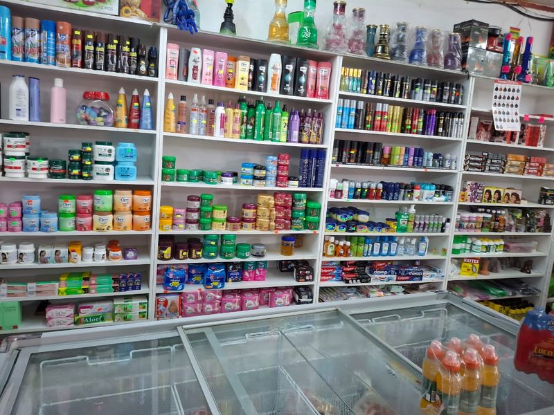 Attractive Commercial Shop For Sale - Photo 2