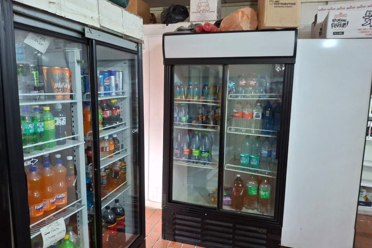 Attractive Commercial Shop For Sale - Photo 4