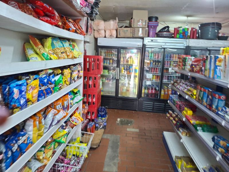 Attractive Commercial Shop For Sale - Photo 10