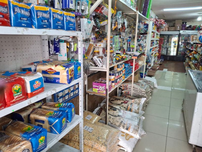 Attractive Commercial Shop For Sale - Photo 8