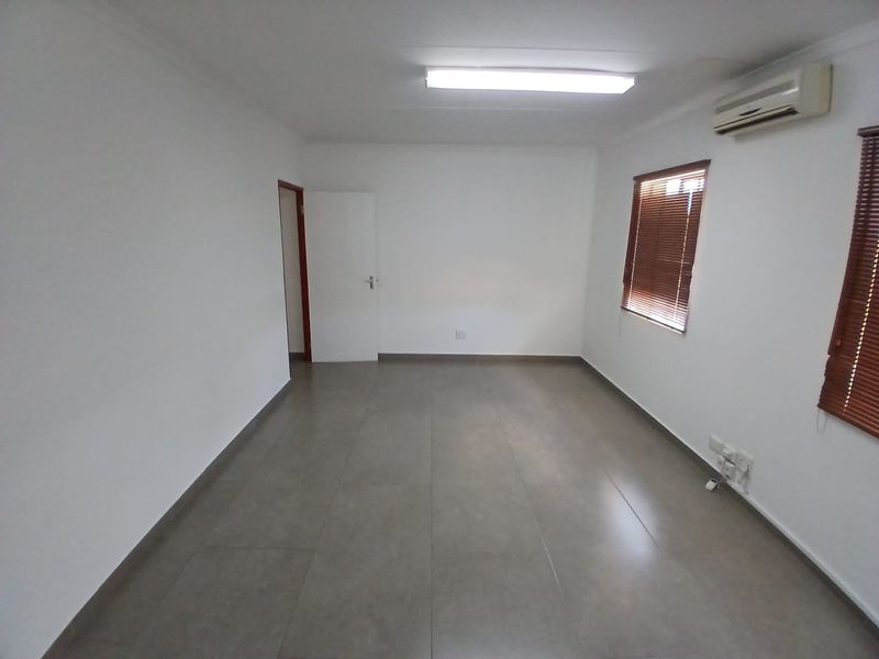 First Floor Advantage - Photo 10