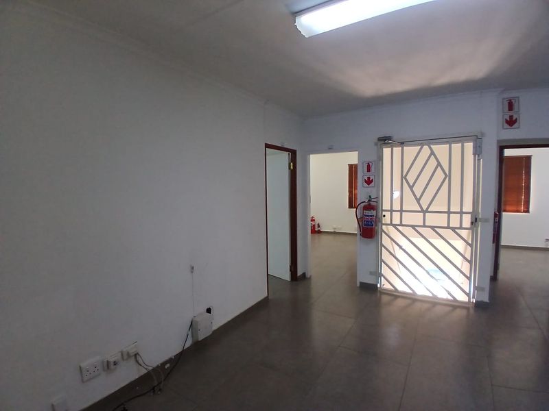 First Floor Advantage - Photo 5