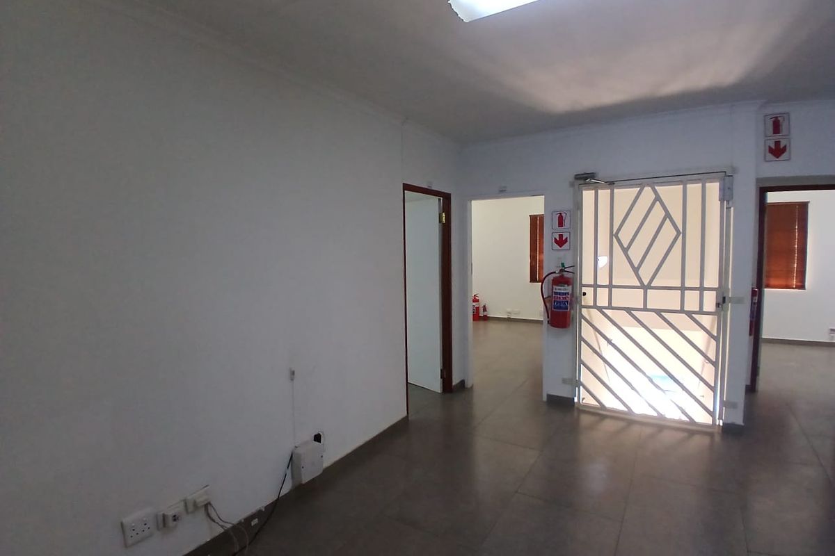 First Floor Advantage - Photo 5