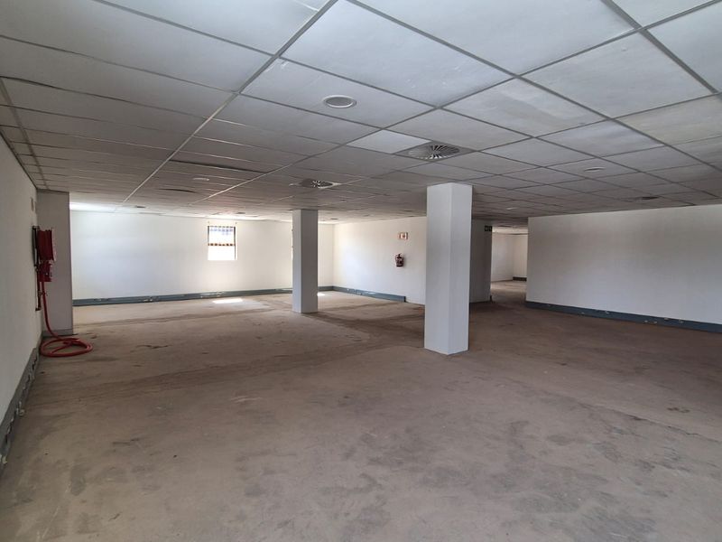 570m2 First-Floor Offices To Let in Secure Samcor Park Hub, Flexible Workspace - Photo 8