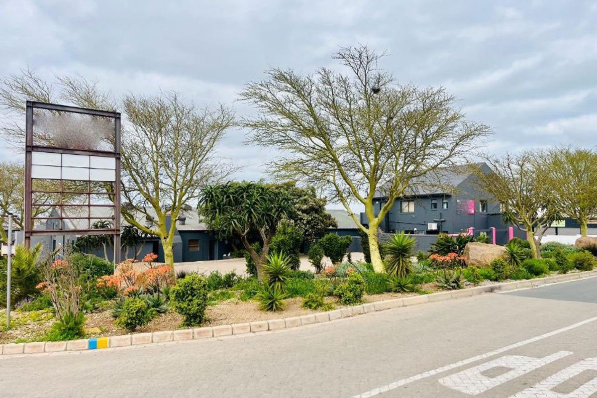 Industrial investment opportunity in Vredenburg - Photo 5