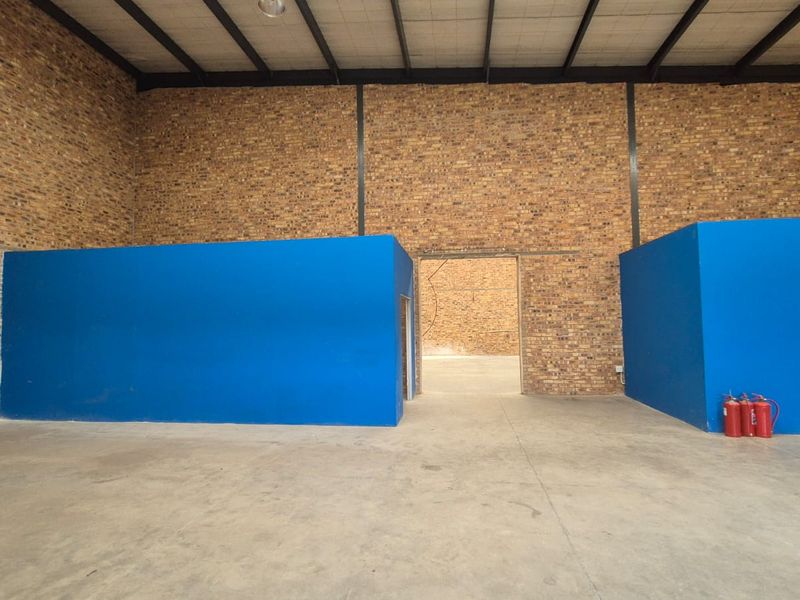 Secure A-Grade Warehouse 209m2, Prime N4 Gateway Industrial Park with Excellent Truck Access - Photo 9