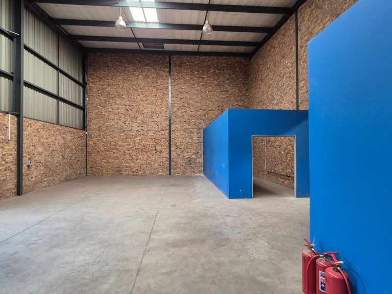 Secure A-Grade Warehouse 209m2, Prime N4 Gateway Industrial Park with Excellent Truck Access - Photo 7