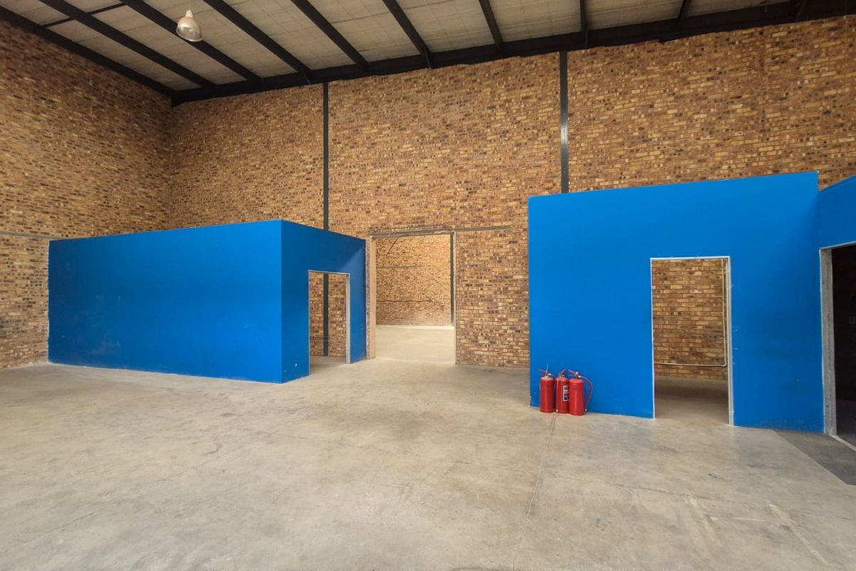 Secure A-Grade Warehouse 209m2, Prime N4 Gateway Industrial Park with Excellent Truck Access - Photo 3