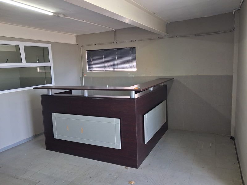 Ground floor Exclusive Centrally located, Prime Office space  to let in Quigney - Photo 1