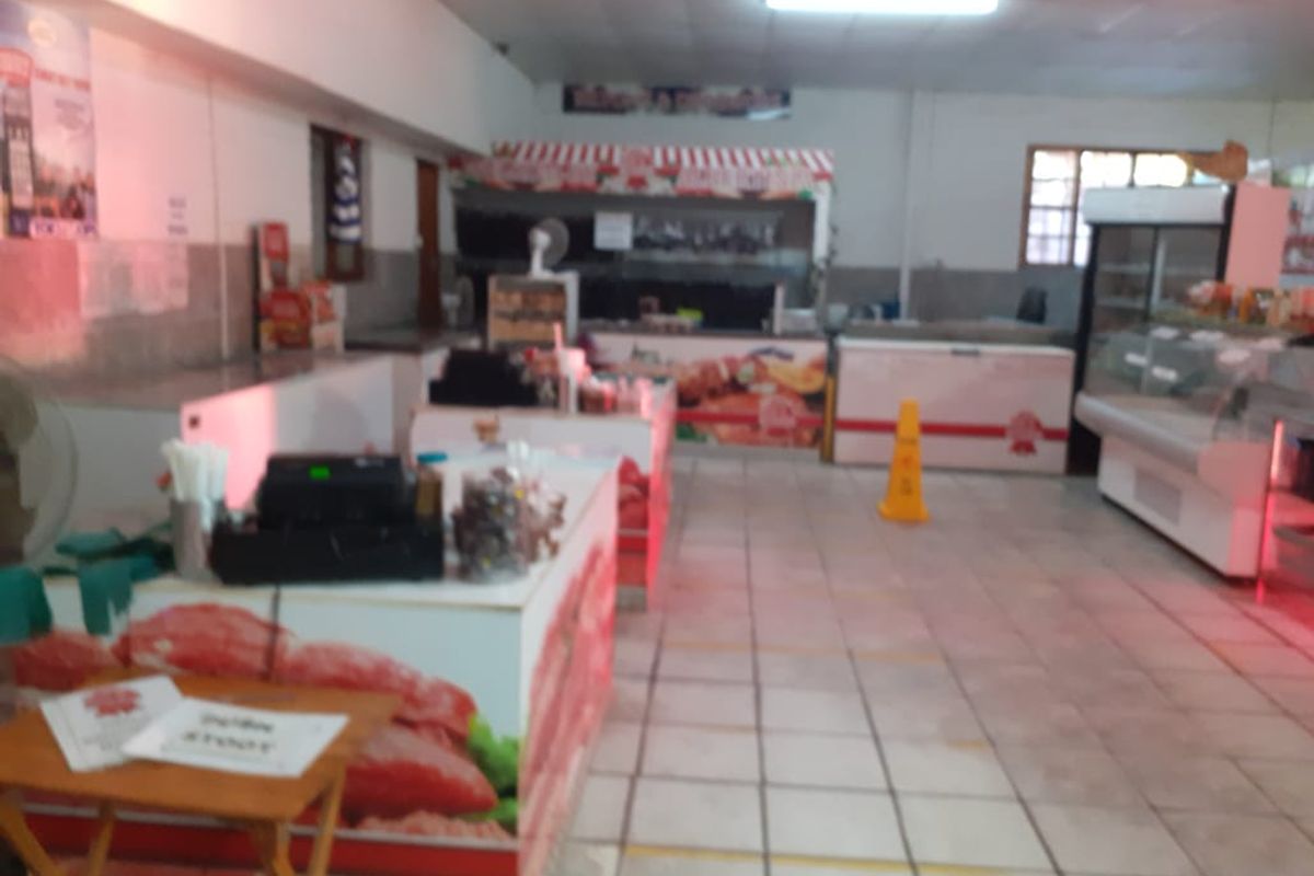 The Ultimate Live-Work Legacy an Established Butchery and Spacious Residence - Photo 3