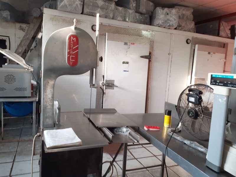 The Ultimate Live-Work Legacy an Established Butchery and Spacious Residence - Photo 9