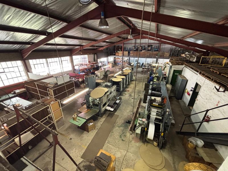 650sqm factory for sale in Mkondeni, Pmb for R3 500 000-00 plus Vat. - Photo 6