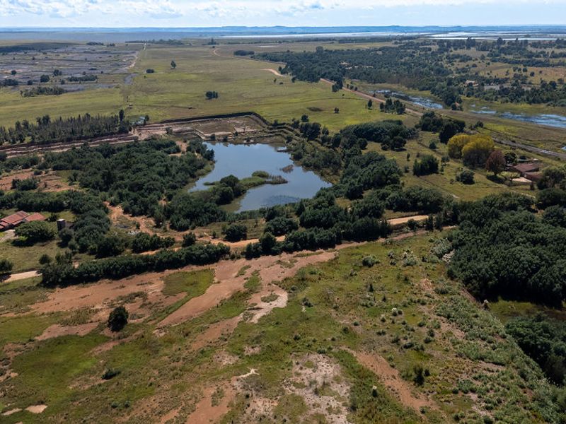 175Ha Land with Mining rights for sale - Photo 9