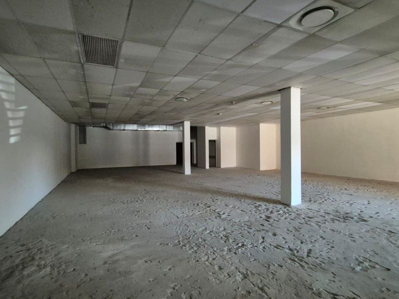 Flexible Retail Space in Silverton, Ready to Capture Daily Foot Traffic - Photo 3