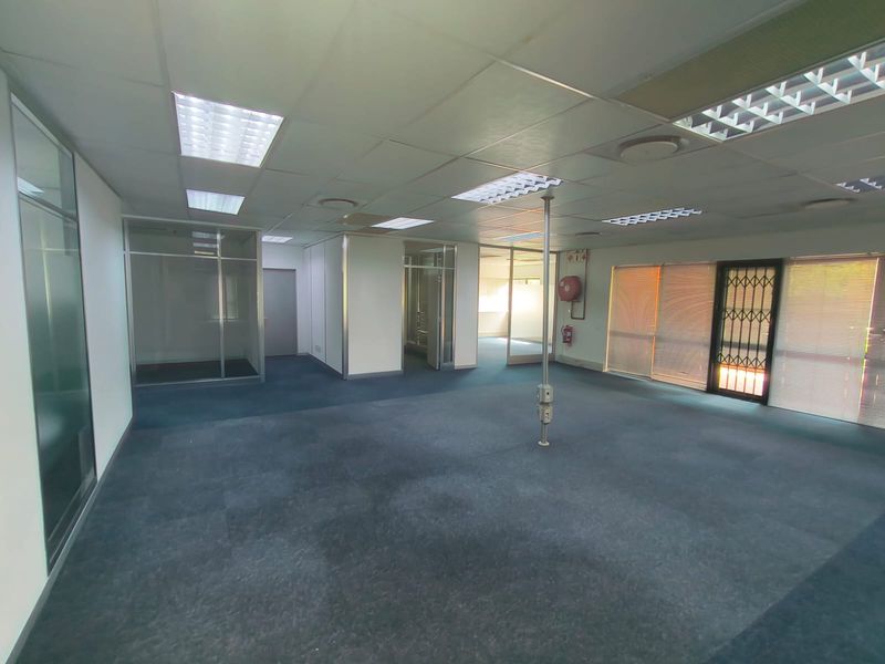 A-Grade Offices 352.29m2  To Let, Die Hoewes, Centurion, Secure, Connected & Move-In Ready - Photo 9