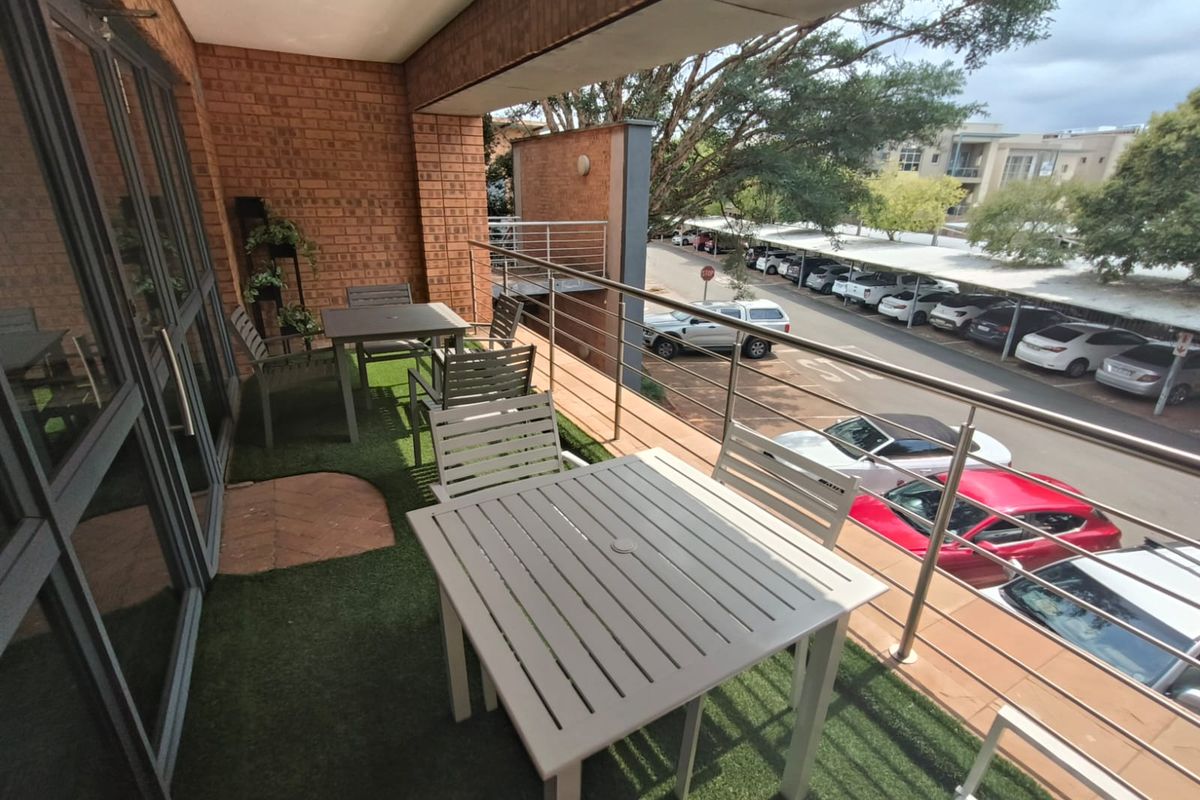 A-Grade Offices 352.29m2  To Let, Die Hoewes, Centurion, Secure, Connected & Move-In Ready - Photo 2