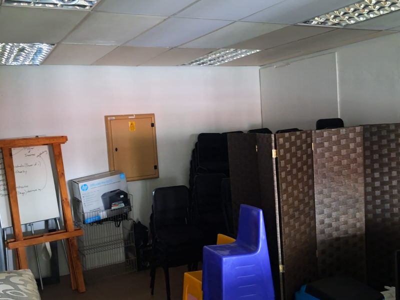 74m2 Unit to let in Pierre van Ryneveld - Photo 10