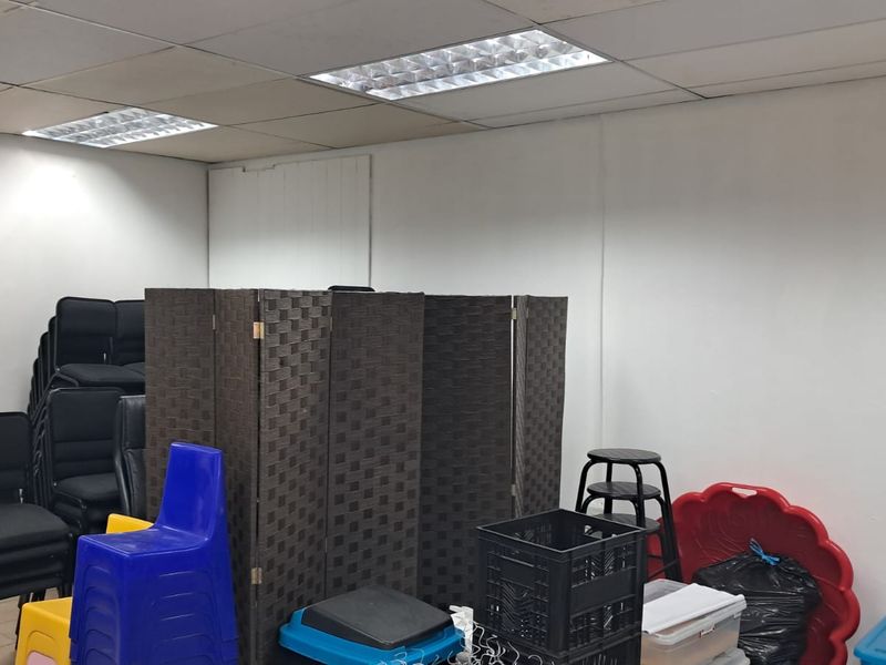 74m2 Unit to let in Pierre van Ryneveld - Photo 9