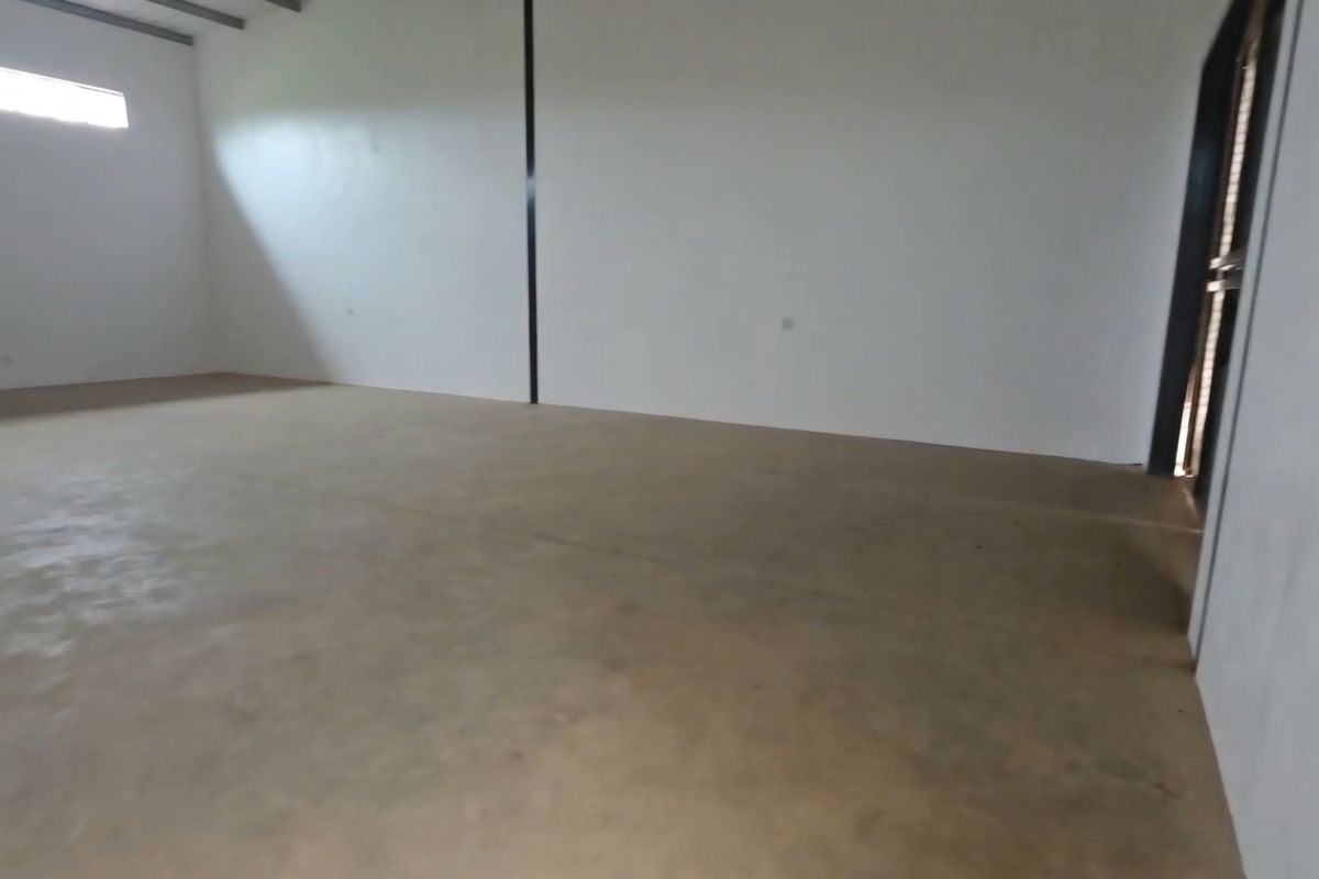 Newly Built Warehouse to rent in Elti Villas, Louis Trichardt - Photo 3